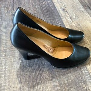 Softt black pumps SZ 9
